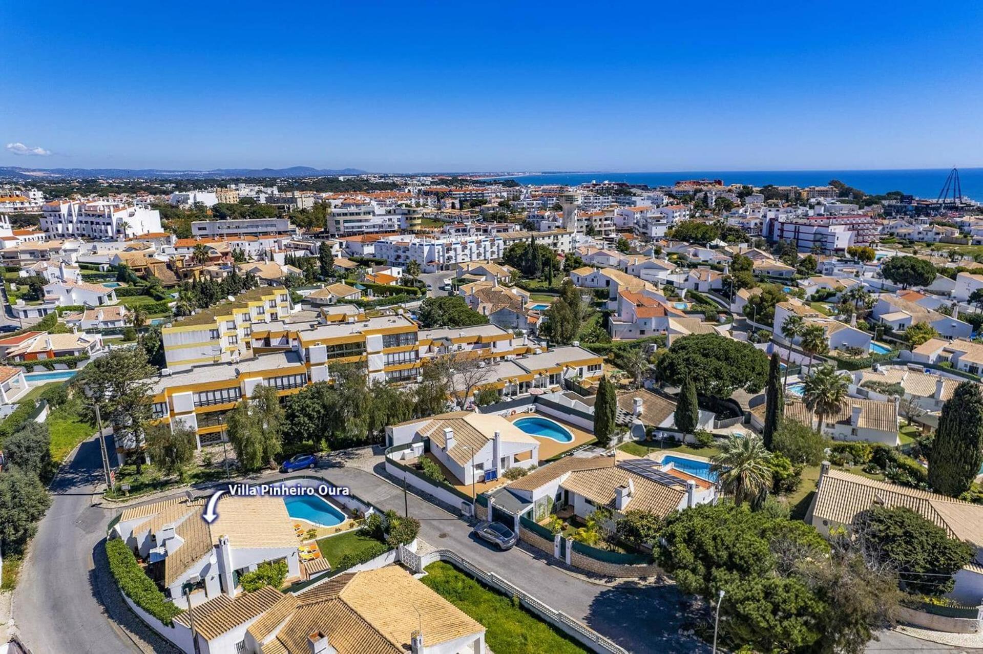 Pinheiro Oura By Albufeira